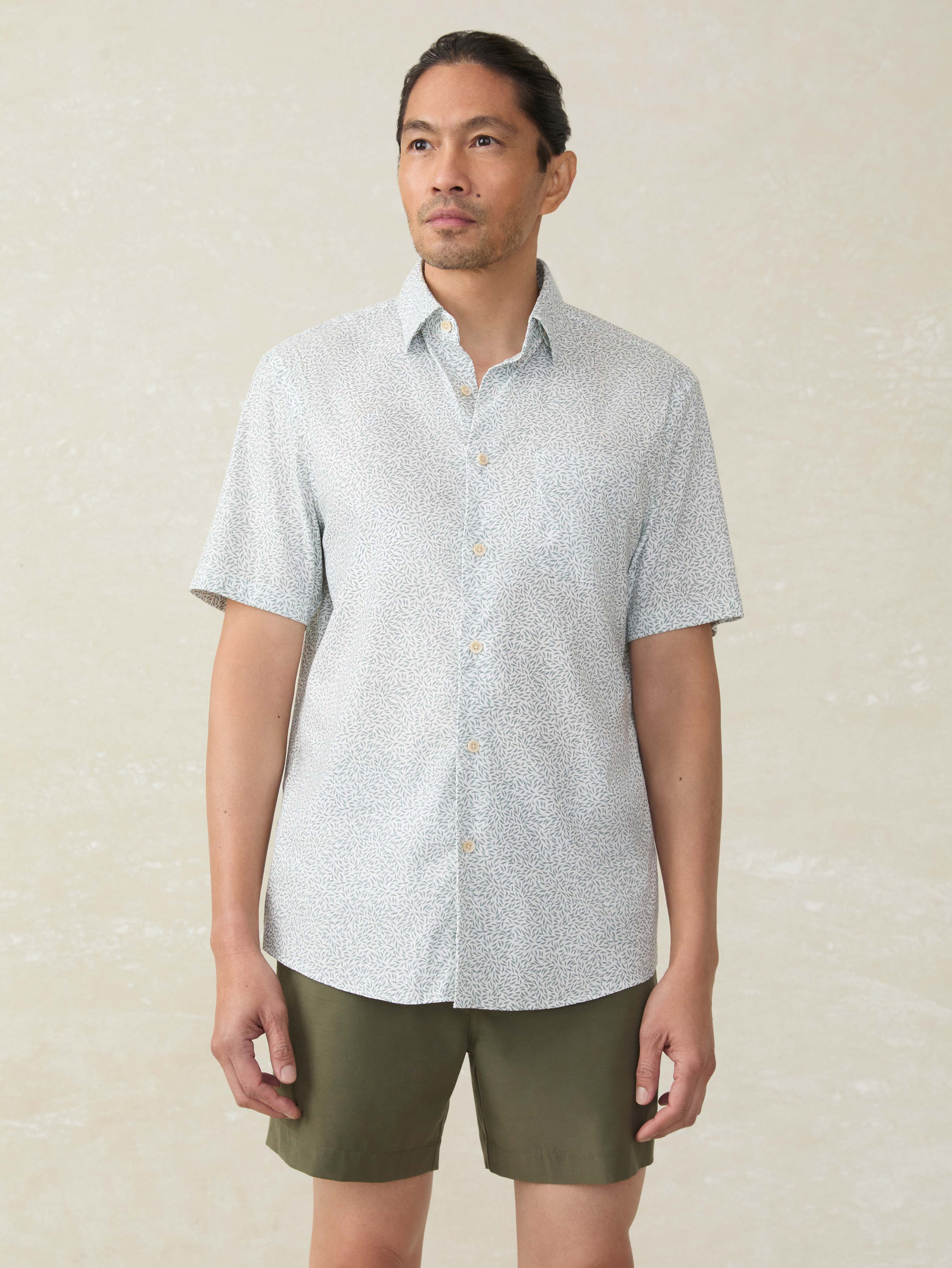 Short-Sleeve Movementâ„?Monterey Shirt - Sage Grove Foliage