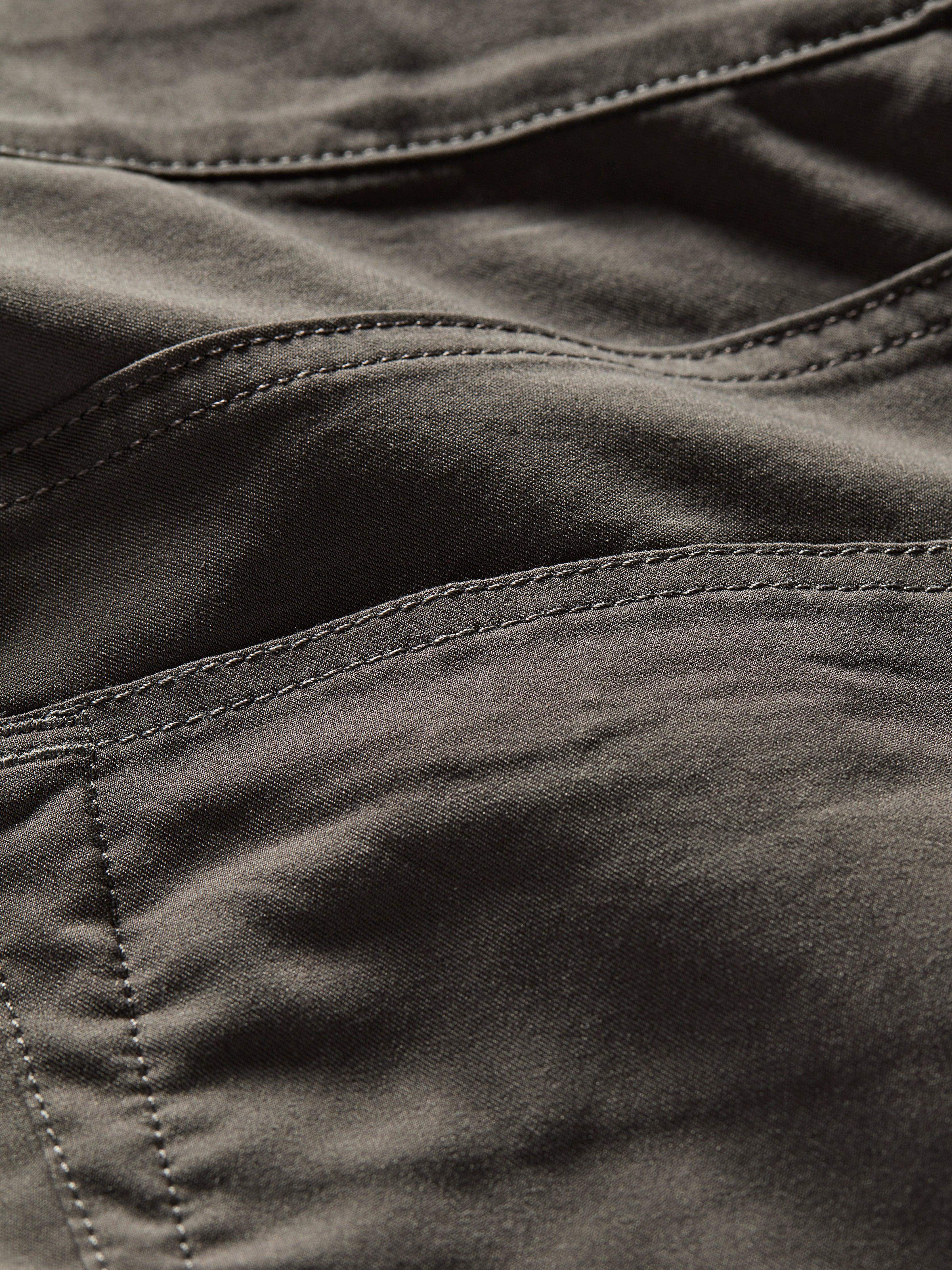 Movementâ„?5-Pocket Pant - Graphite