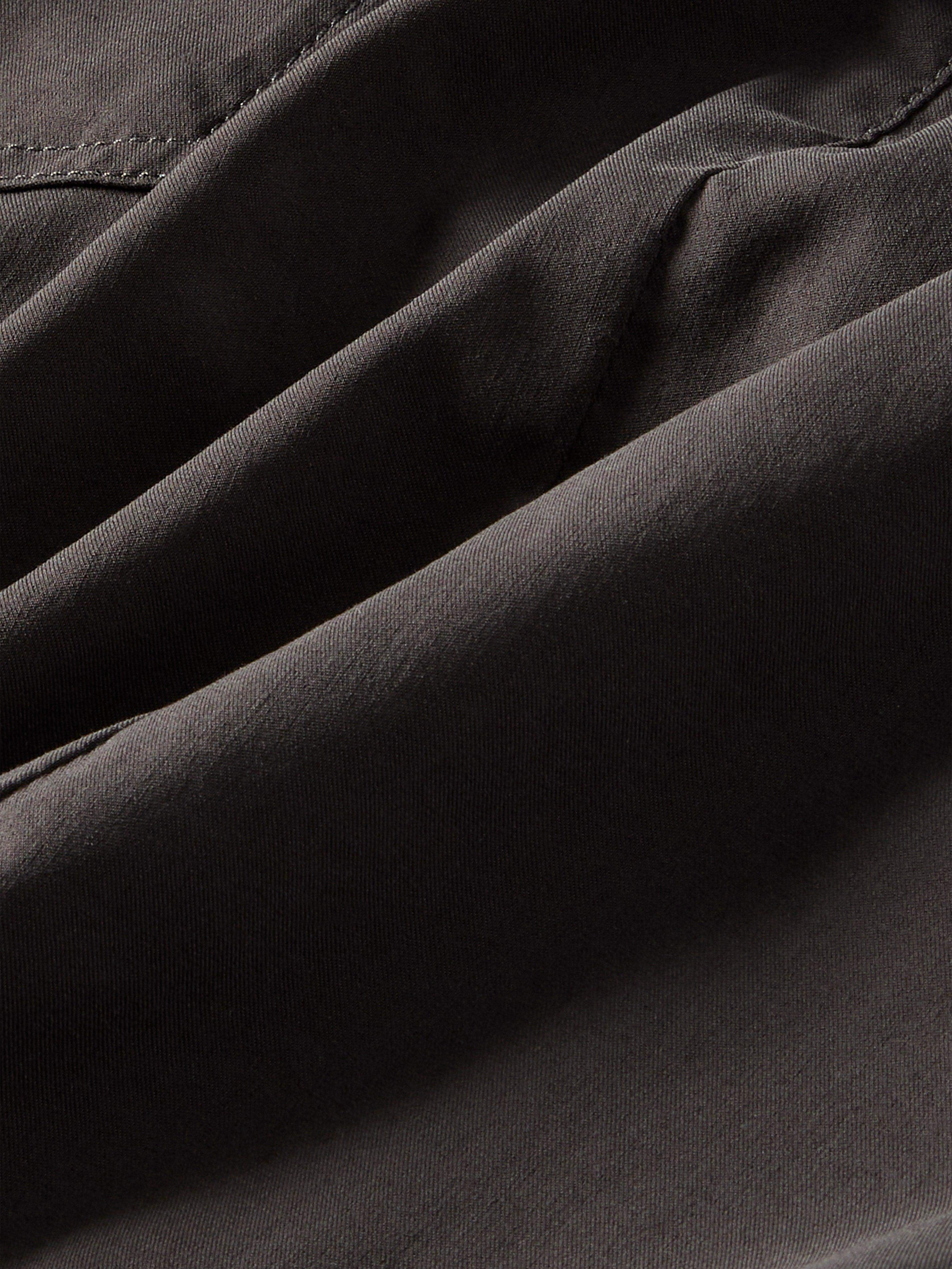 Movementâ„?5-Pocket Pant - Graphite