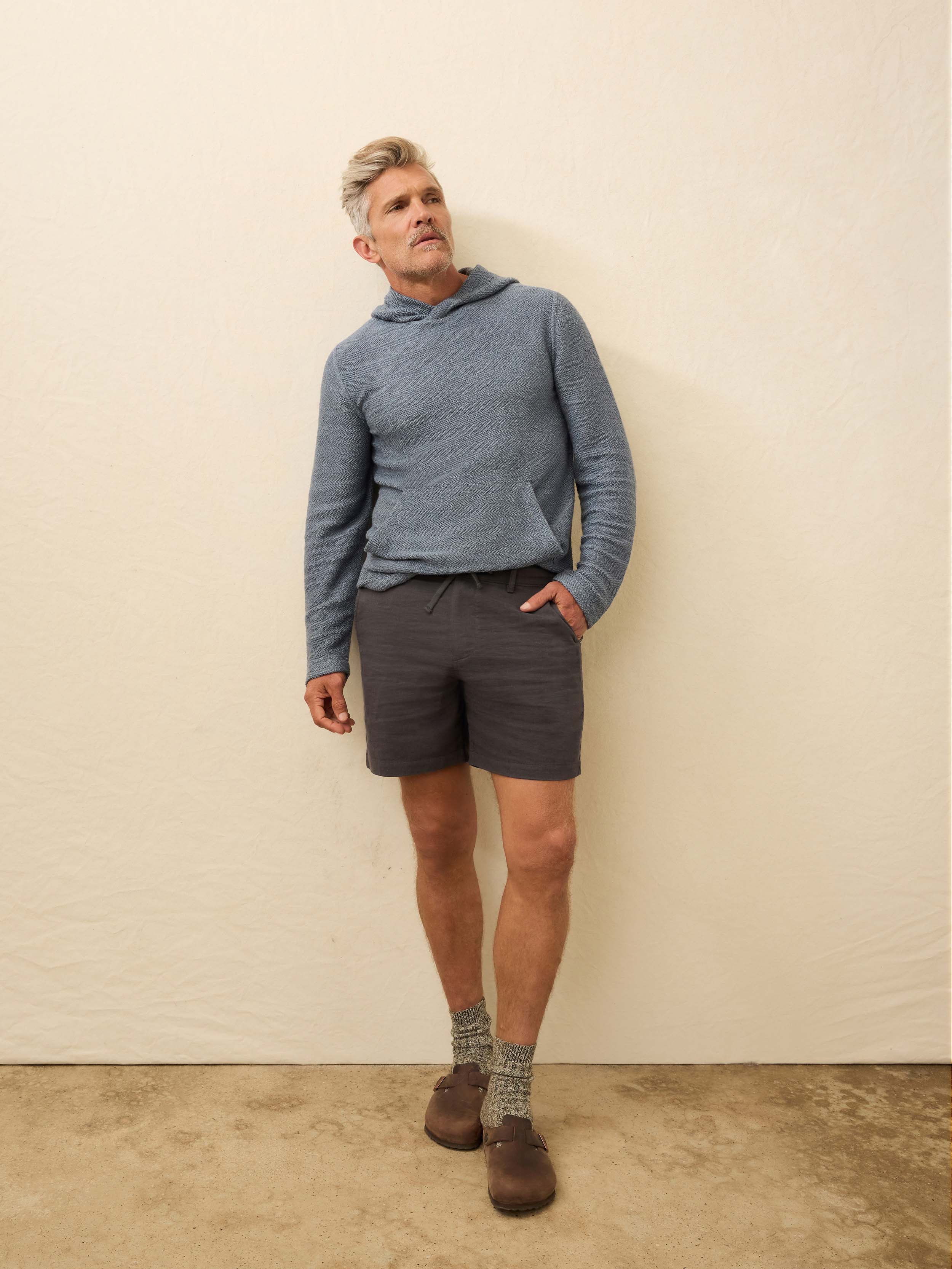 Movementâ„?Linen Short - Washed Black