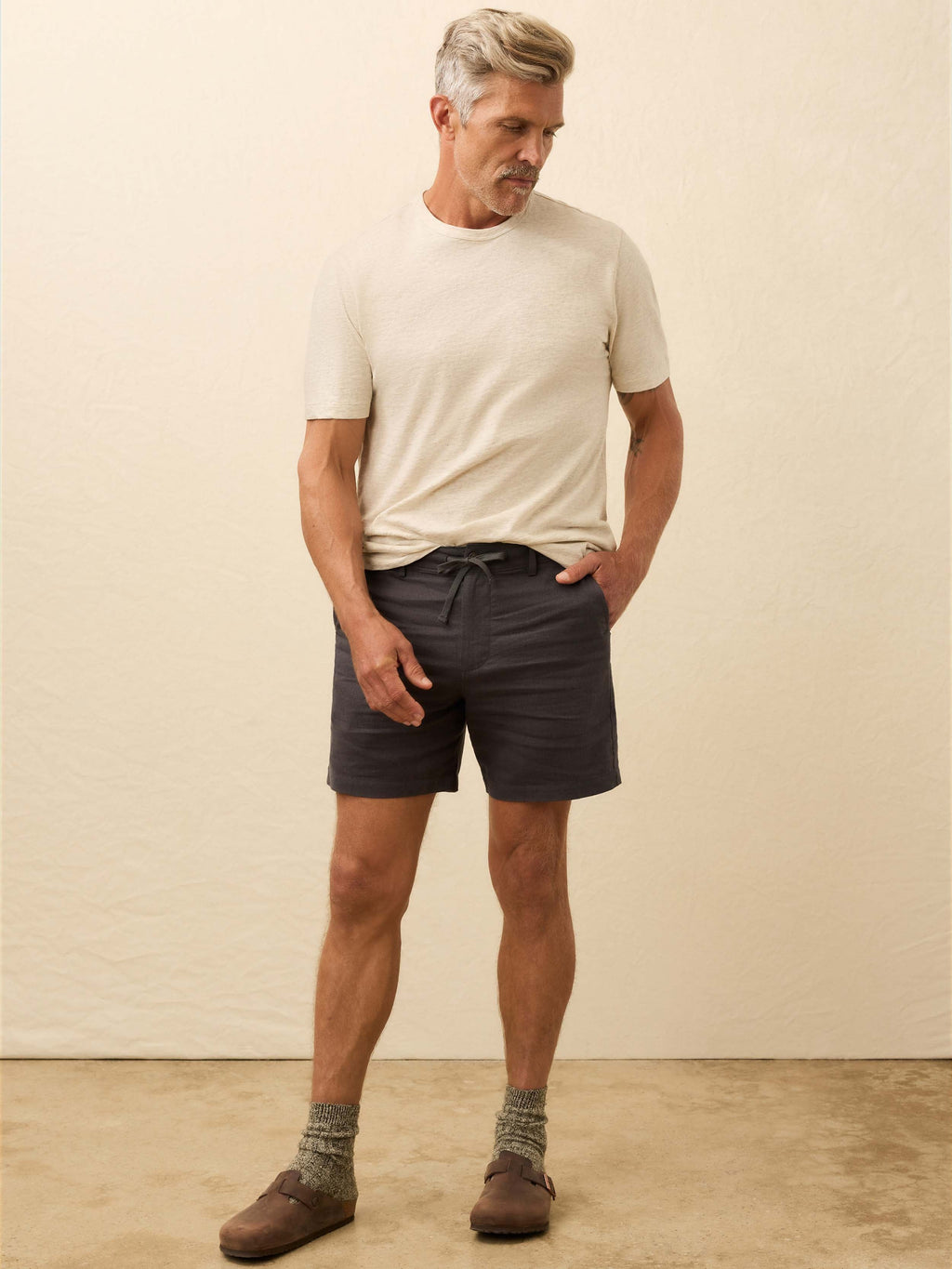 Movementâ„?Linen Short - Washed Black