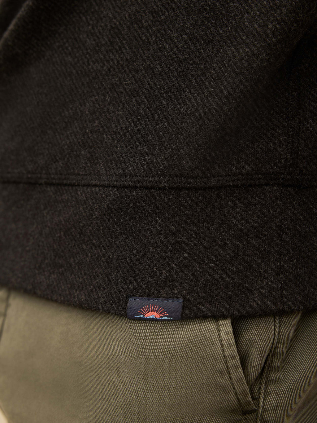 Legendâ„?Sweater Crew - Heathered Black Twill