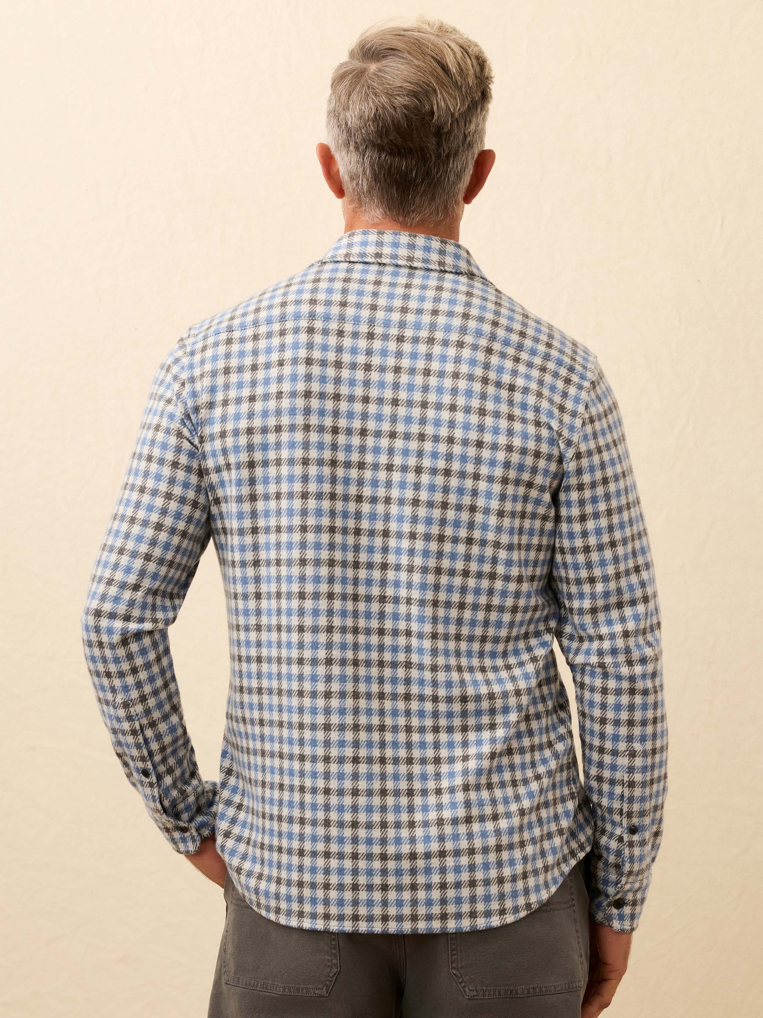 Legendâ„?Sweater Shirt - Graphite Sky Gingham