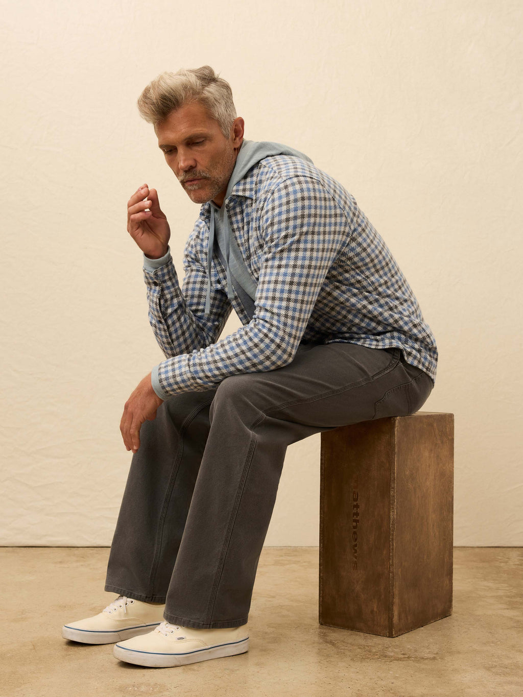 Legendâ„?Sweater Shirt - Graphite Sky Gingham