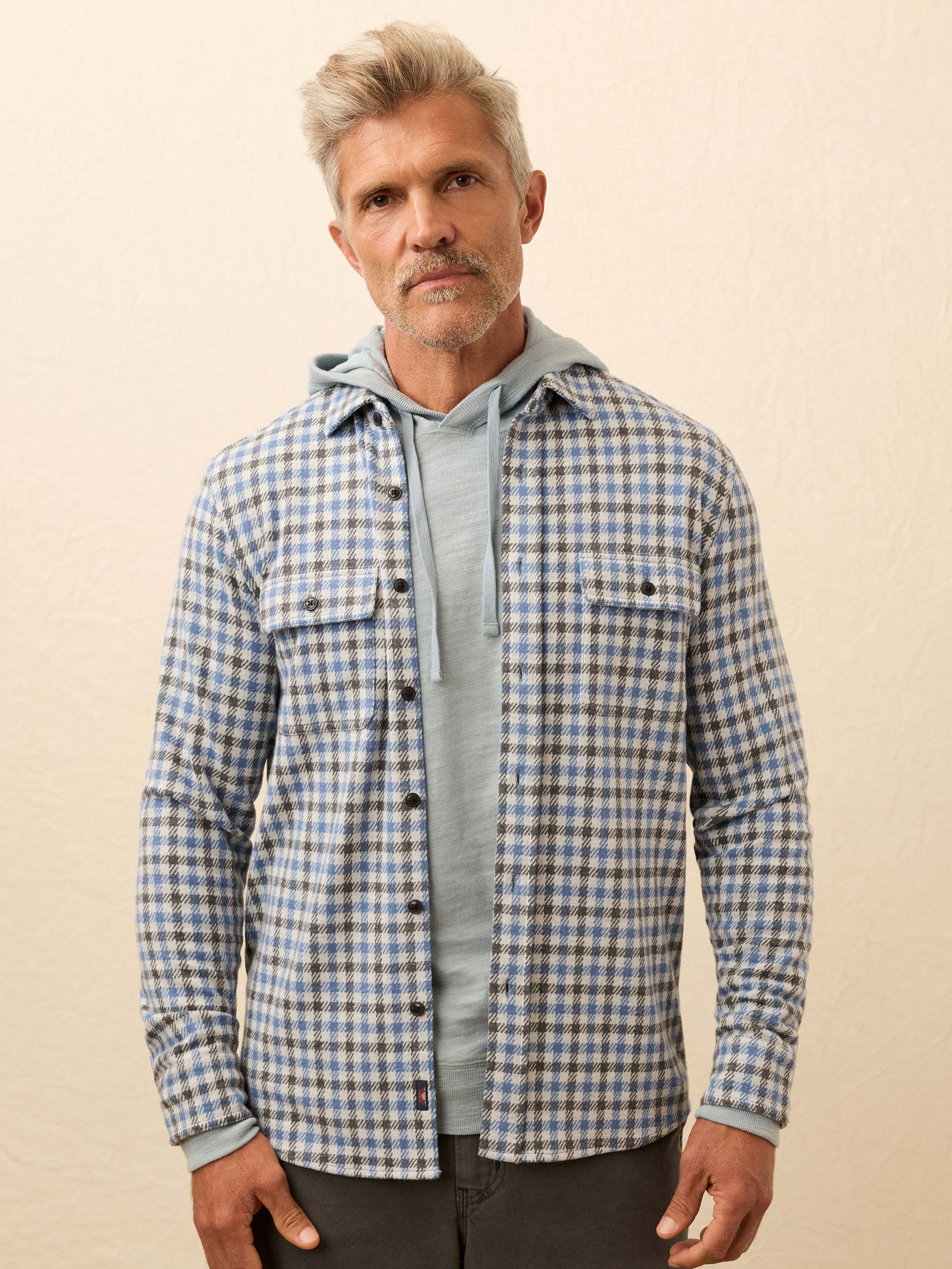 Legendâ„?Sweater Shirt - Graphite Sky Gingham