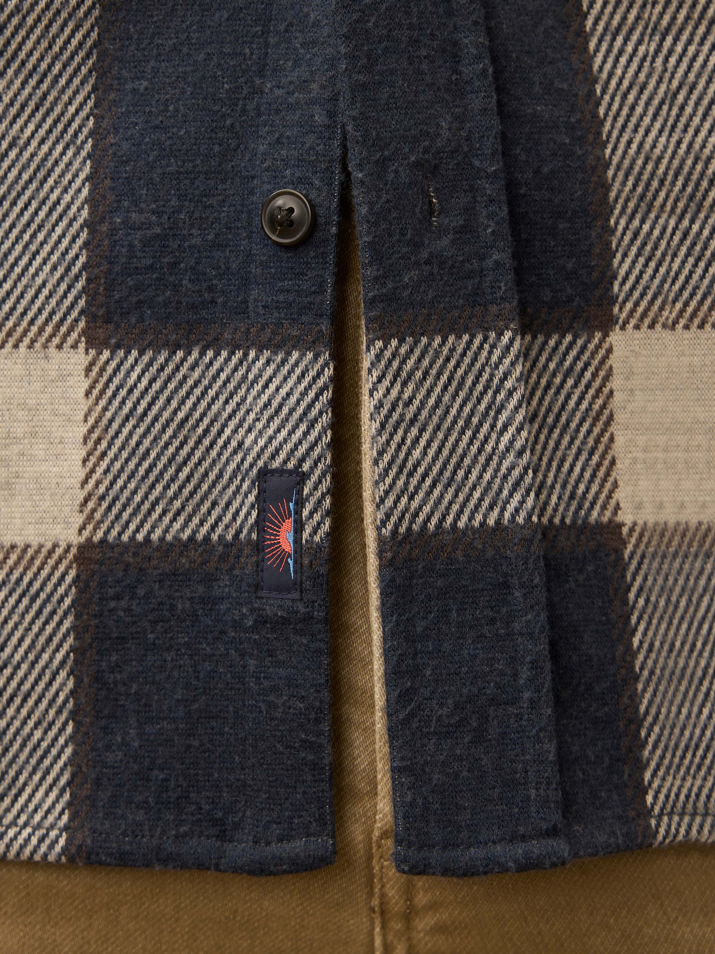 Legendâ„?Sweater Shirt - Navy Cloud Plaid