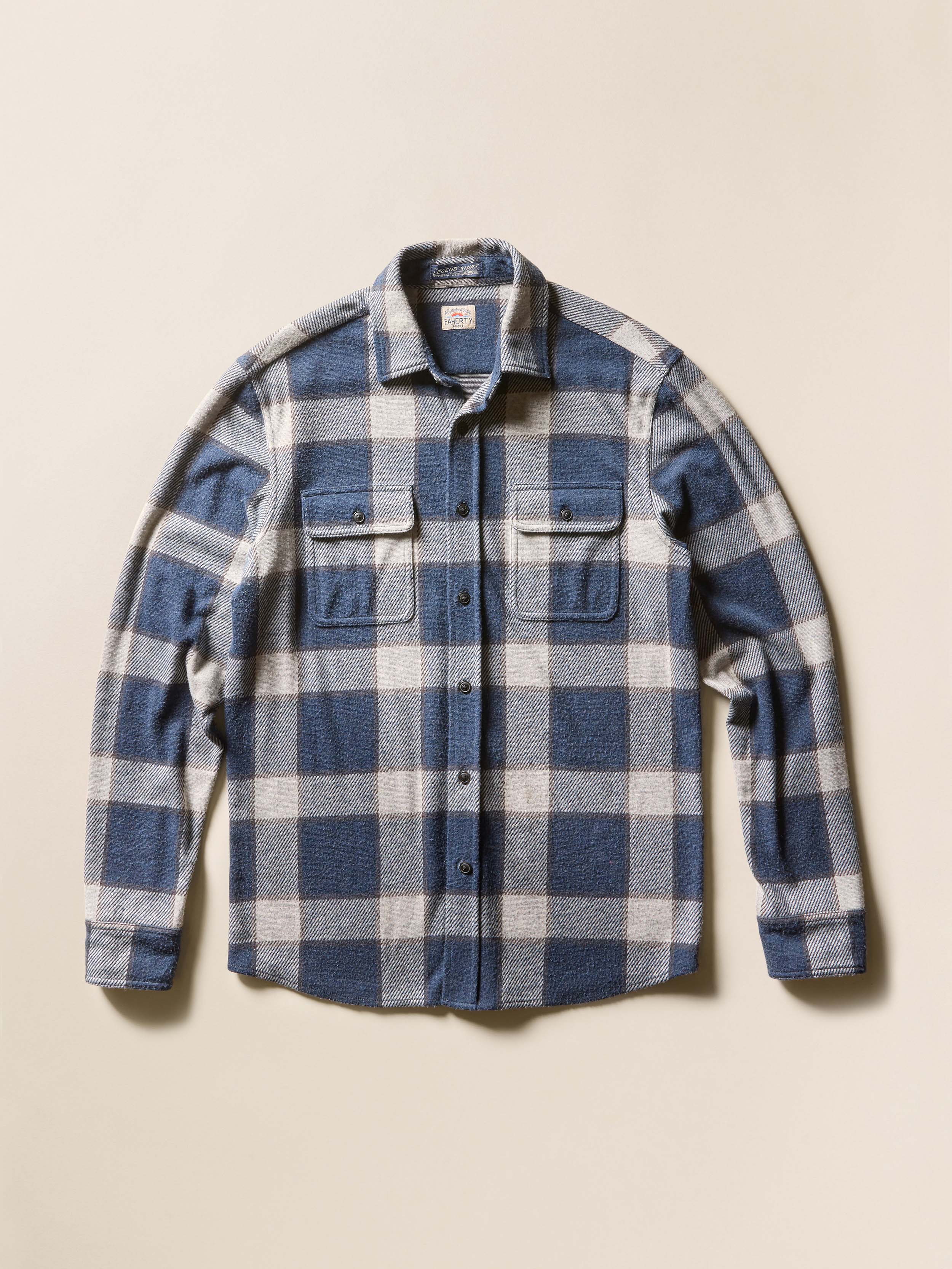 Legendâ„?Sweater Shirt - Navy Cloud Plaid