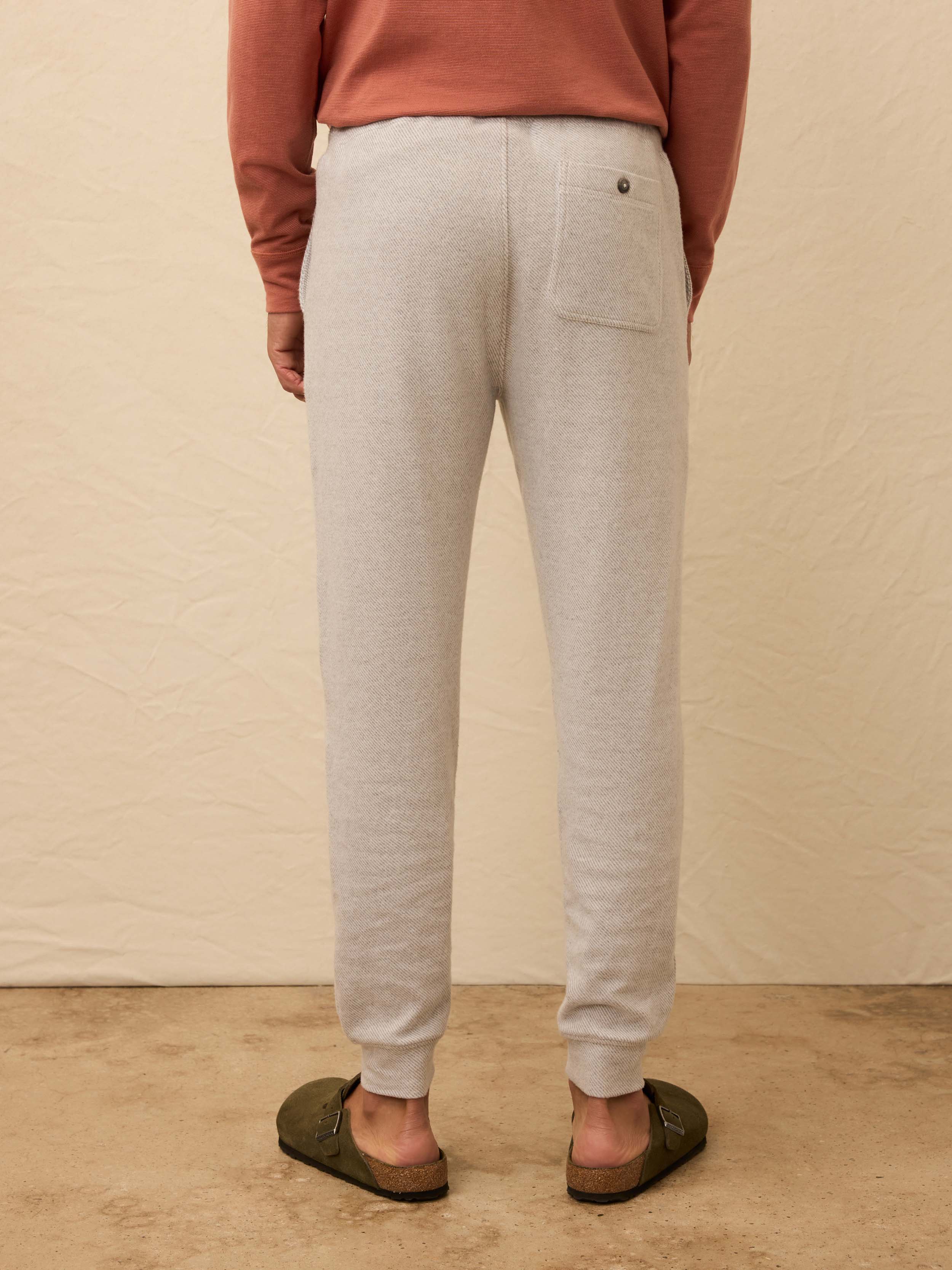 Legendâ„?Sweatpant - Light Heather Grey