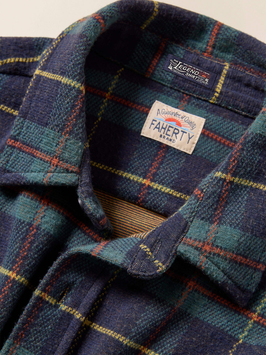 Legendâ„?Sweater Shirt - Mossy Elm Plaid