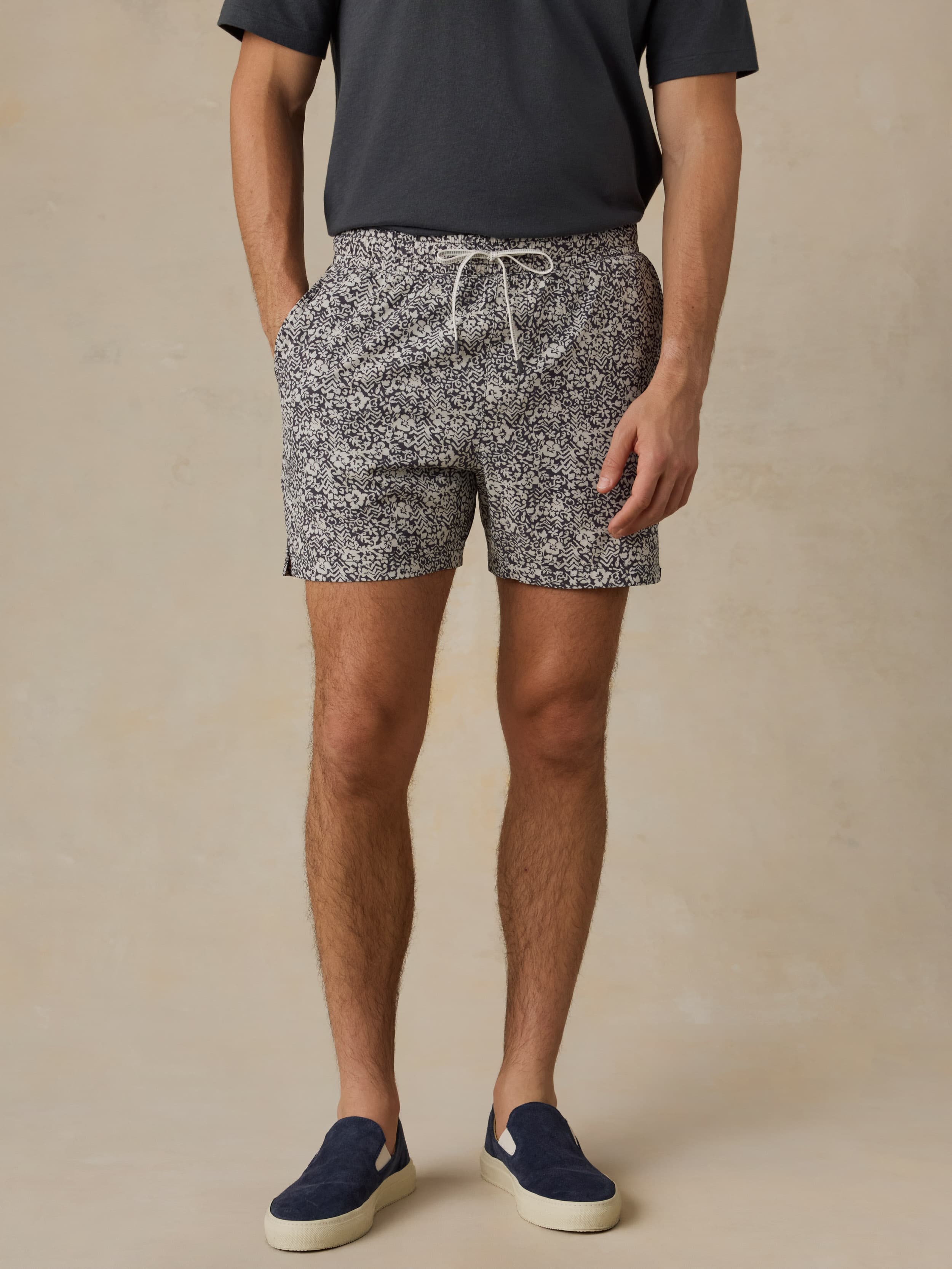 Shorelite Trunk (5") - Washed Black Hilo Floral