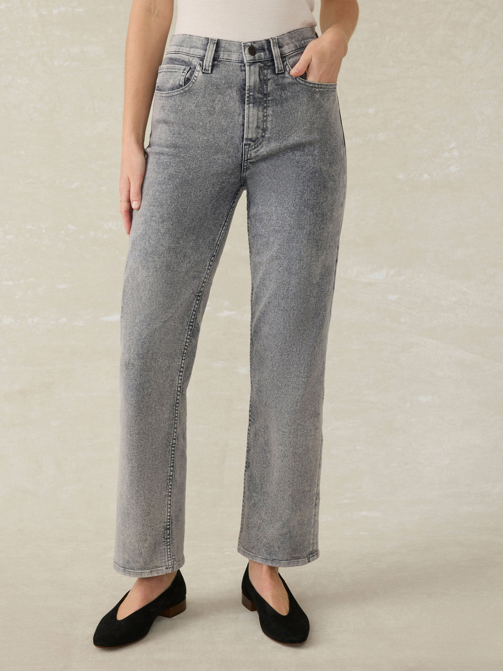 Slim Straight Sunwashed Denim - Washed Black