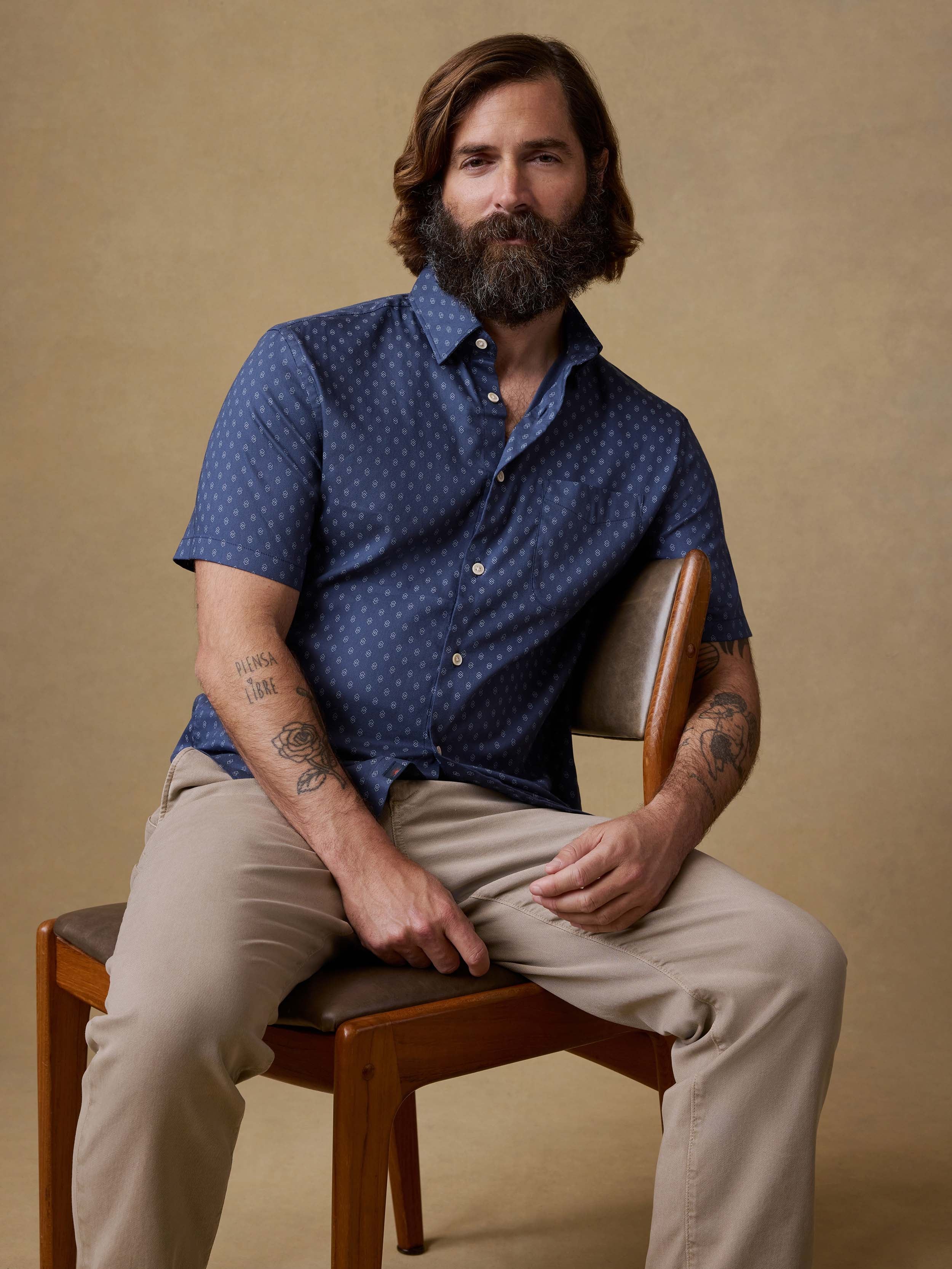 Short-Sleeve Movementâ„?Monterey Shirt - Navy Dusk Diamond