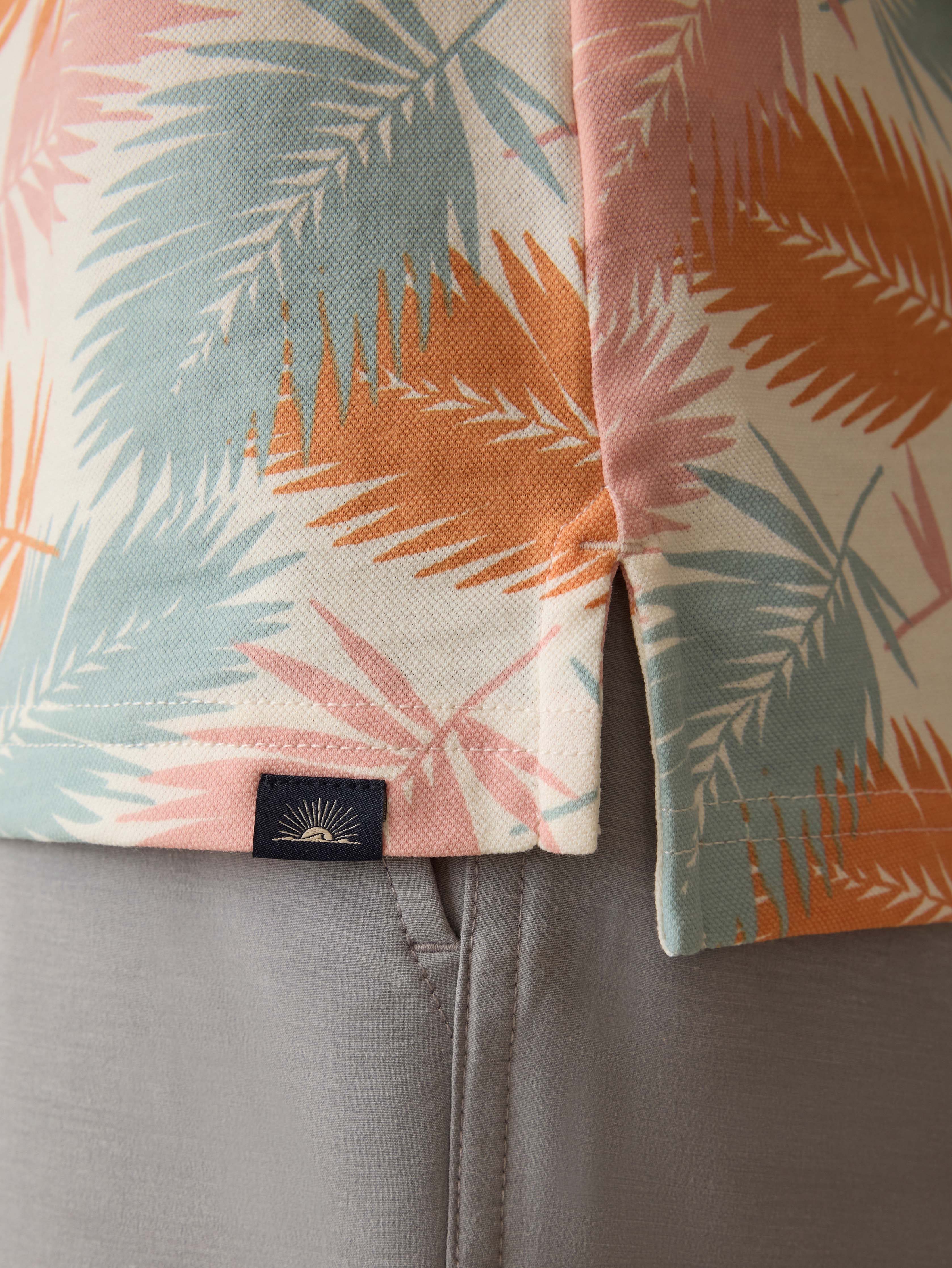 Short-Sleeve Movementâ„?Pique Polo - Ivory Paradise Palm